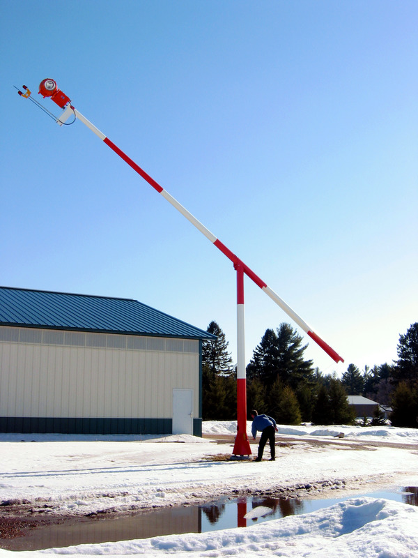 Rotating Beacon Pole