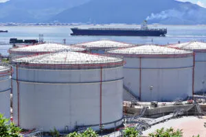 oil-storage-tank-windsock-300x200-1